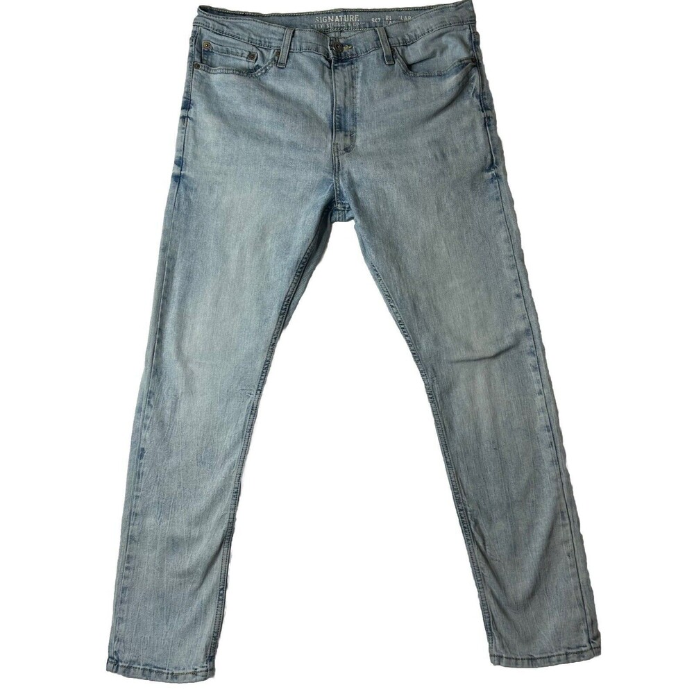 Signature Levi Strauss Men’s 36x32 Light wash Straight Cut Casual Normcore